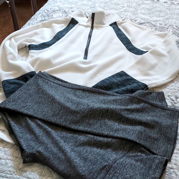 Jogging set - Picture 1 of 5